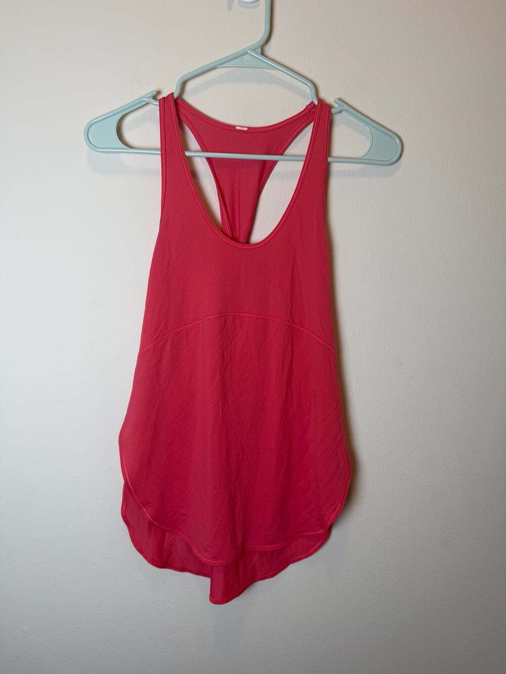 Lululemon Athletica Pink Racerback Athletic Workout Tank Top with Curved Hem